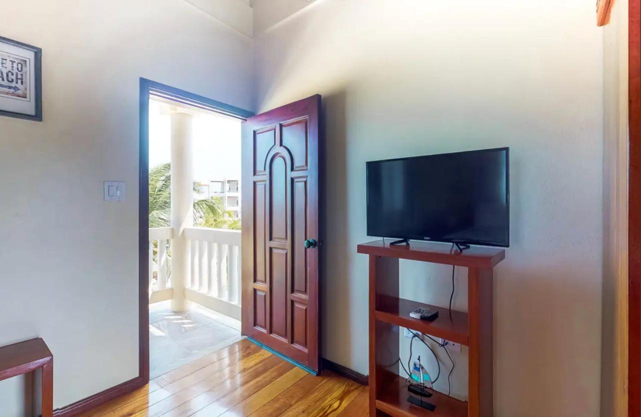 Sandy Feet Beach Resort Placencia Εξωτερικό φωτογραφία