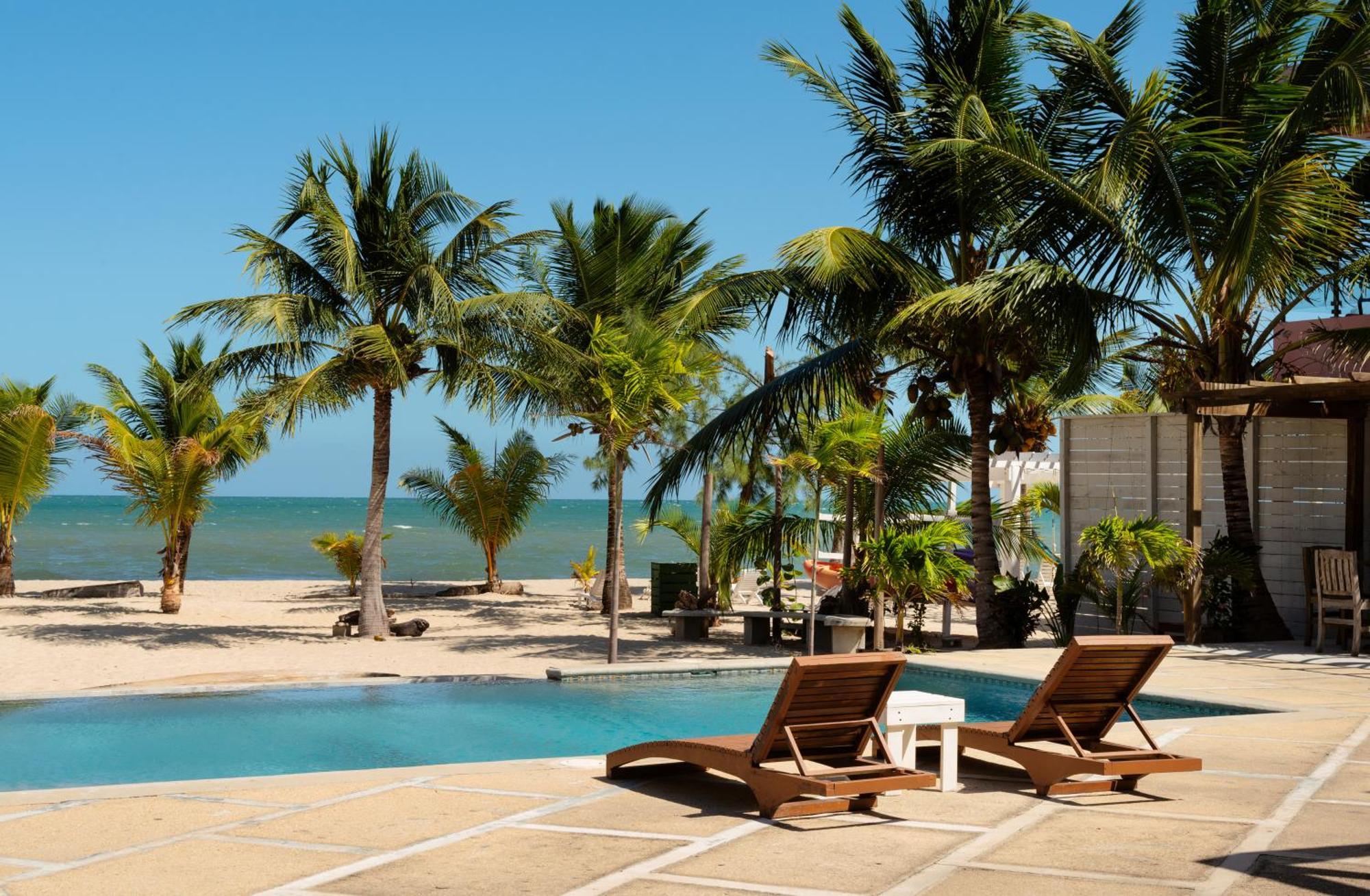 Sandy Feet Beach Resort Placencia Εξωτερικό φωτογραφία