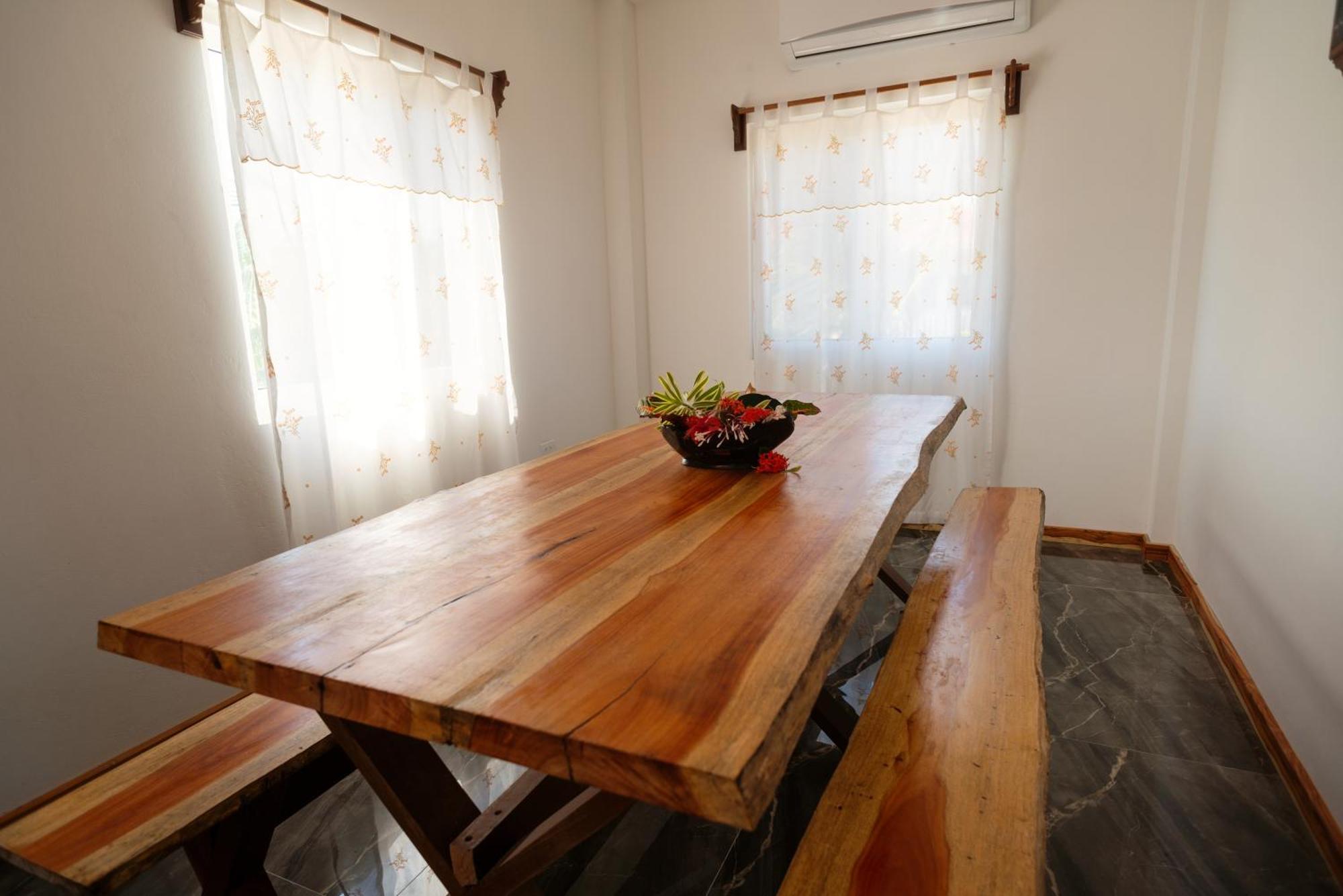 Sandy Feet Beach Resort Placencia Εξωτερικό φωτογραφία