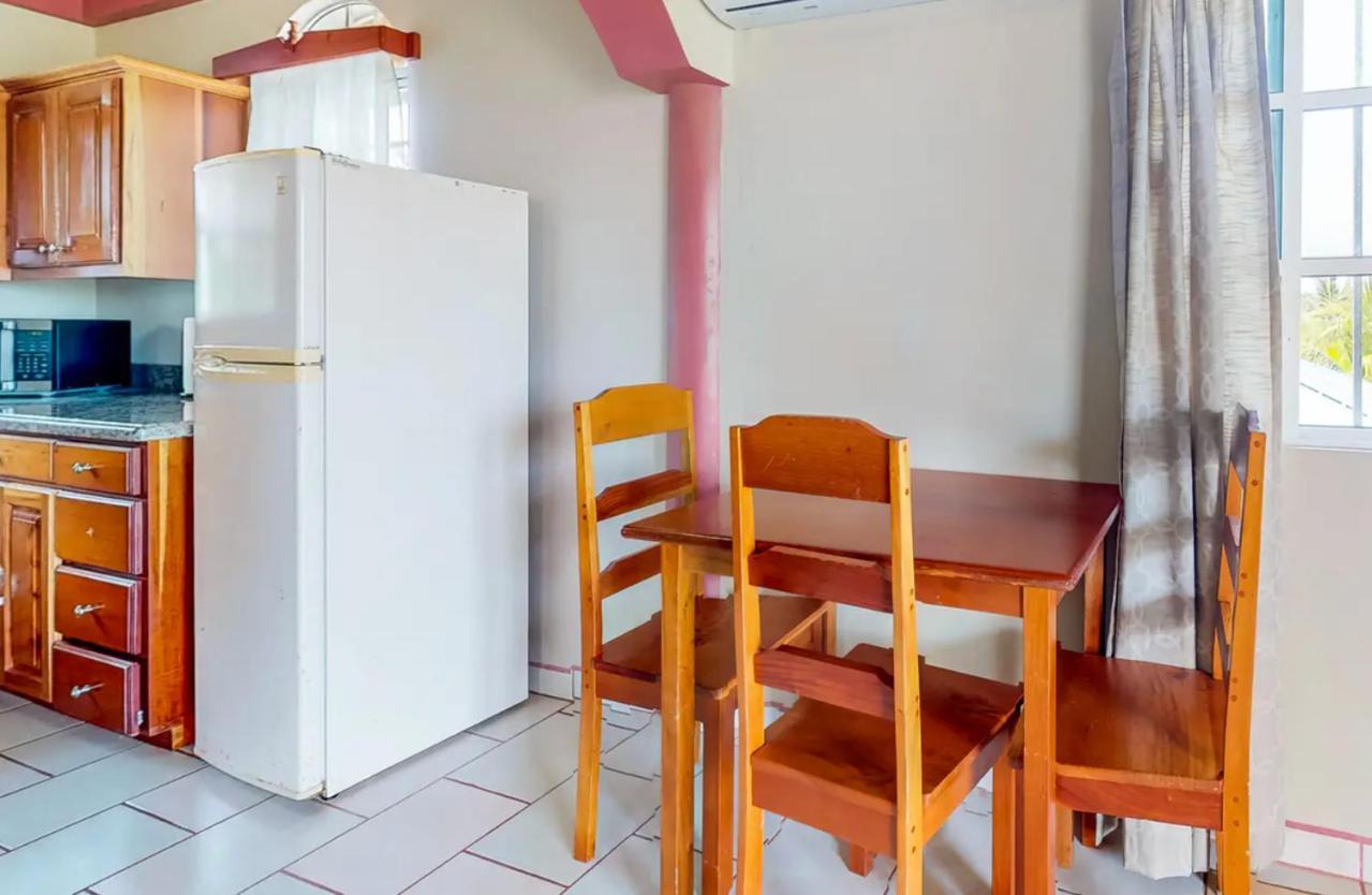Sandy Feet Beach Resort Placencia Εξωτερικό φωτογραφία