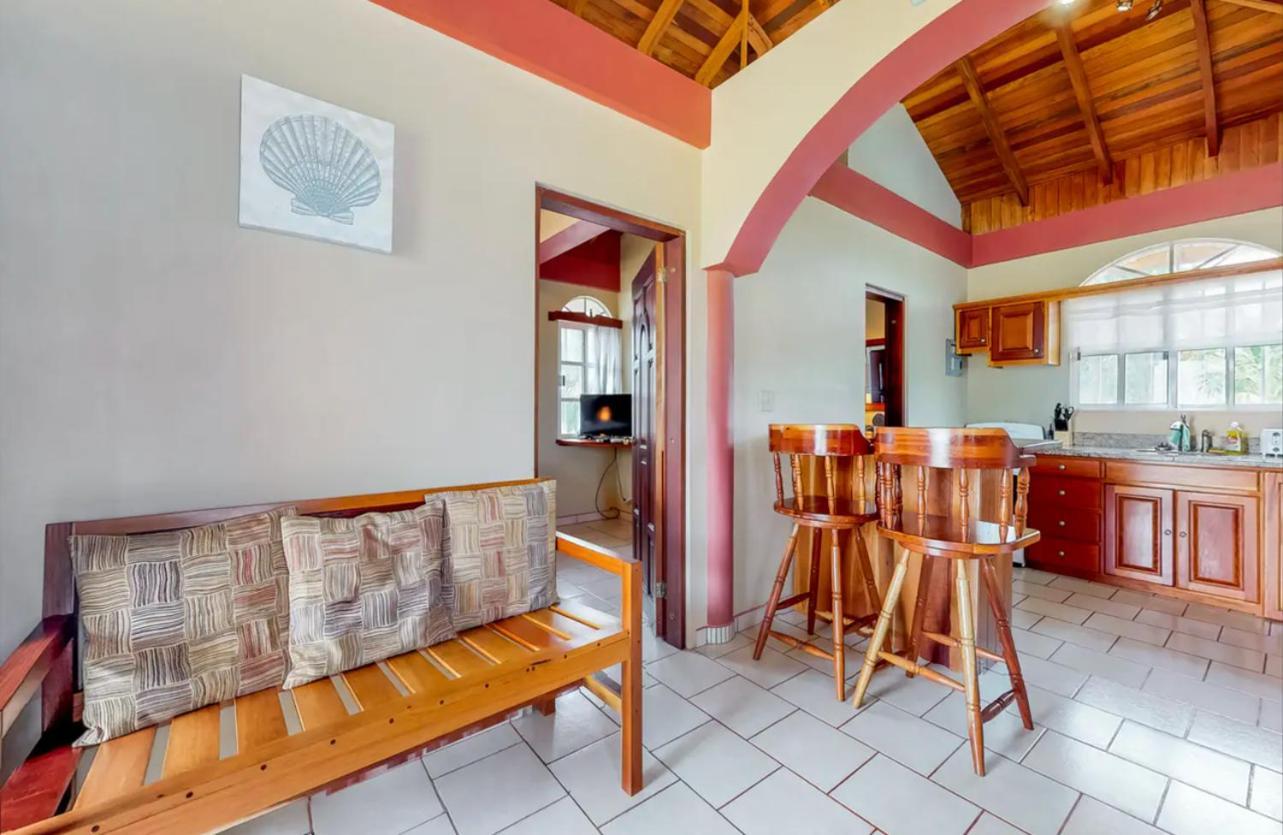 Sandy Feet Beach Resort Placencia Εξωτερικό φωτογραφία