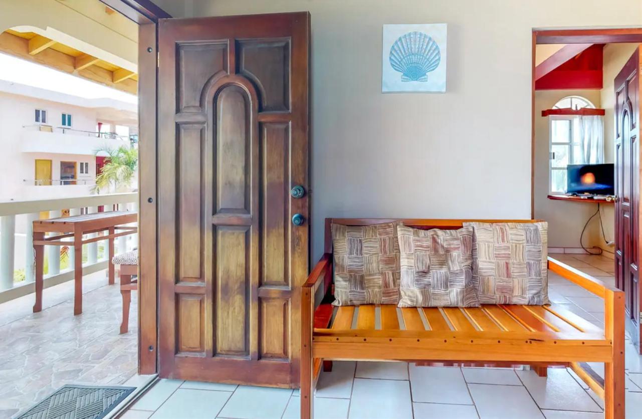 Sandy Feet Beach Resort Placencia Εξωτερικό φωτογραφία