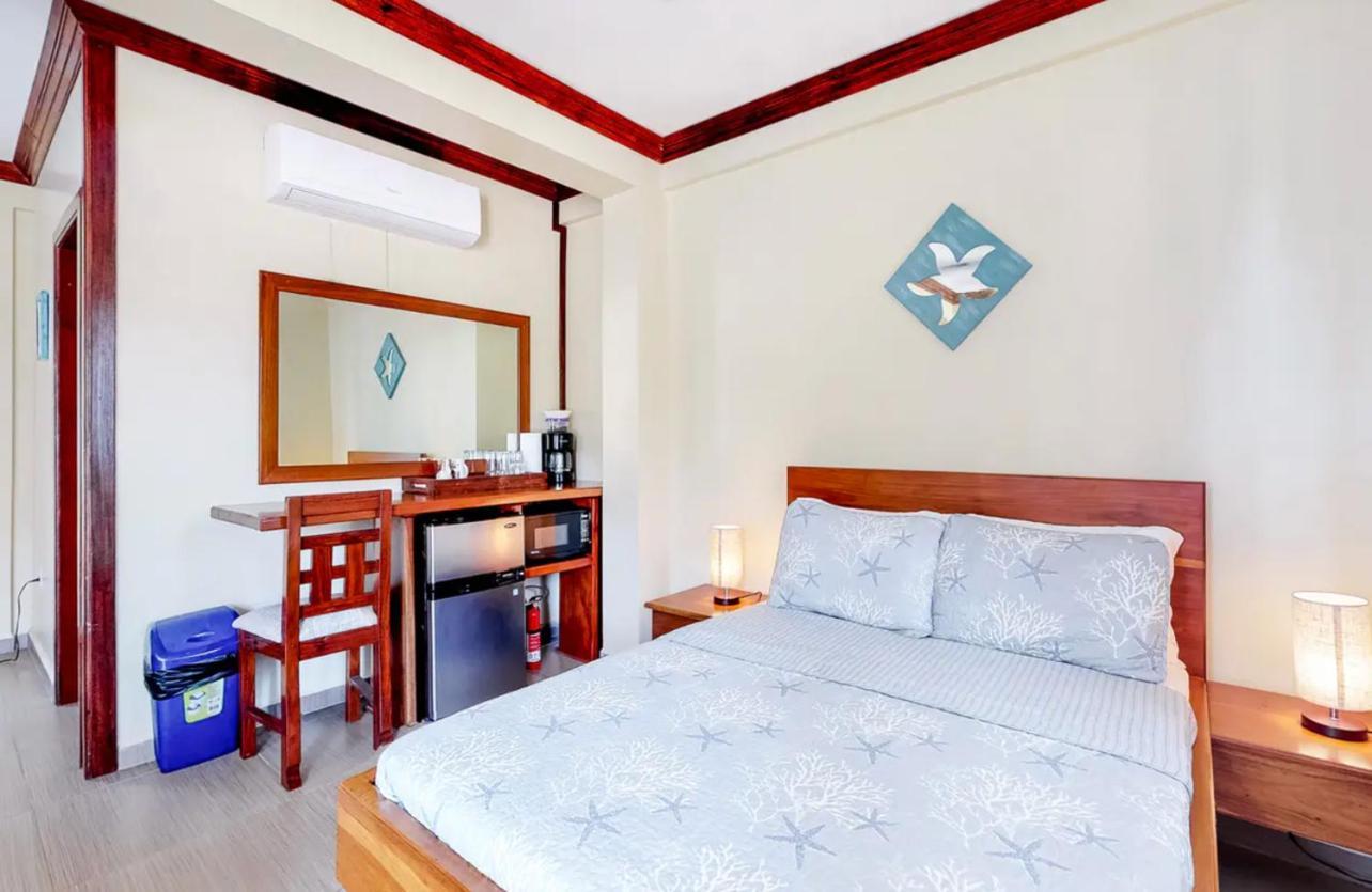 Sandy Feet Beach Resort Placencia Εξωτερικό φωτογραφία