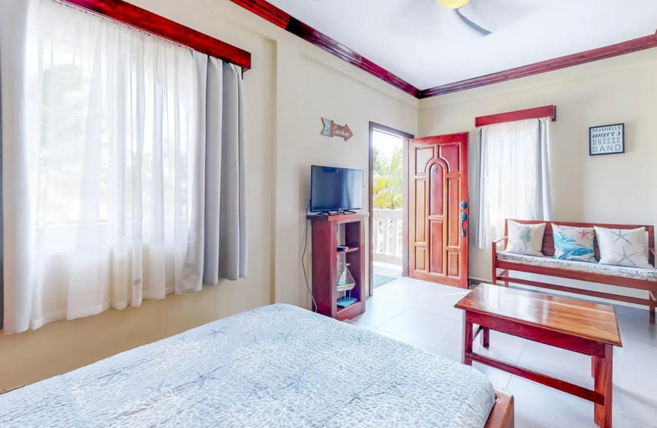 Sandy Feet Beach Resort Placencia Εξωτερικό φωτογραφία
